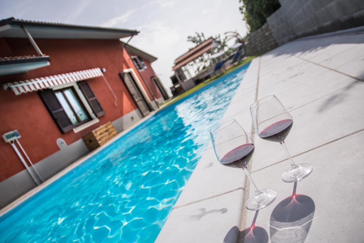 B&B Miello Nelle Langhe Mango Exterior photo