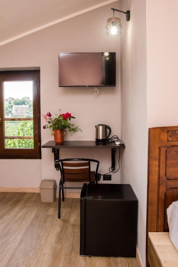 B&B Miello Nelle Langhe Mango Exterior photo